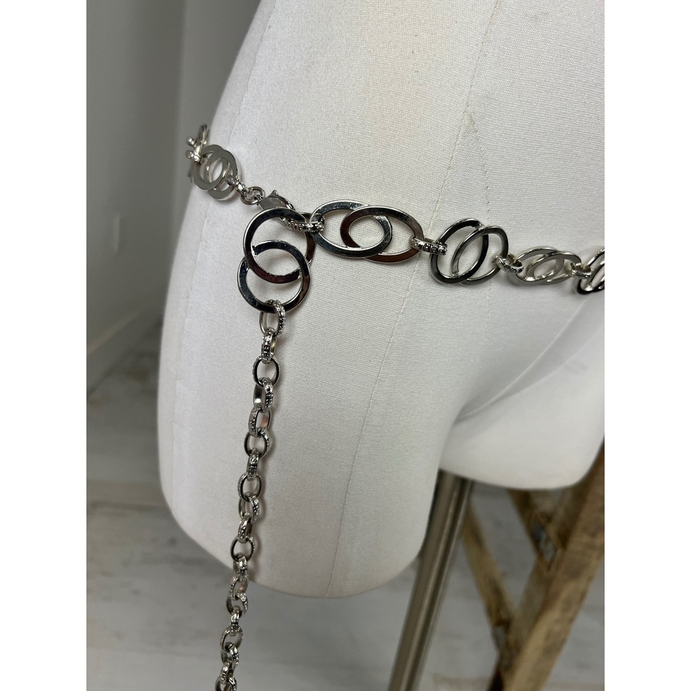 Silver‎ Tone Chain Belt With Circle and Oval Shapes Adjustable Size L